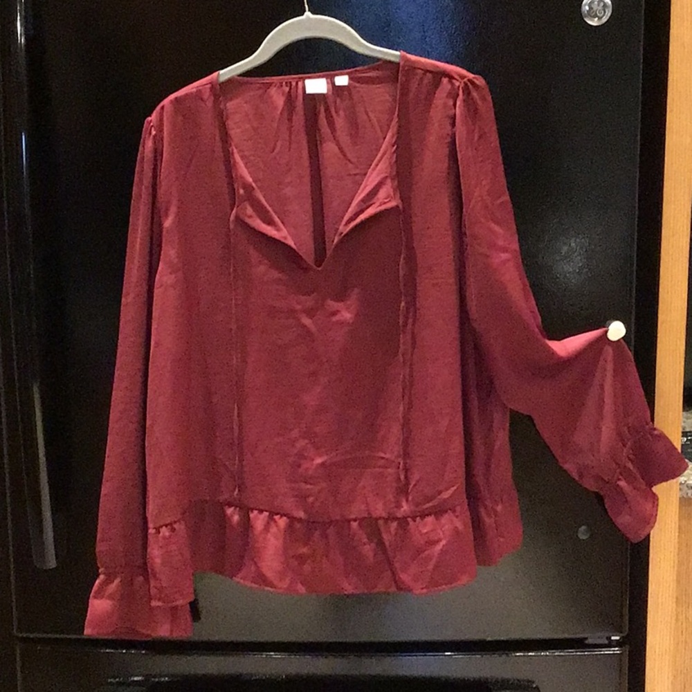 Elegant Burgundy Women's Top by GAP